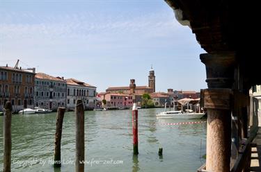 We explore Murano, DSE_7975_b_H490